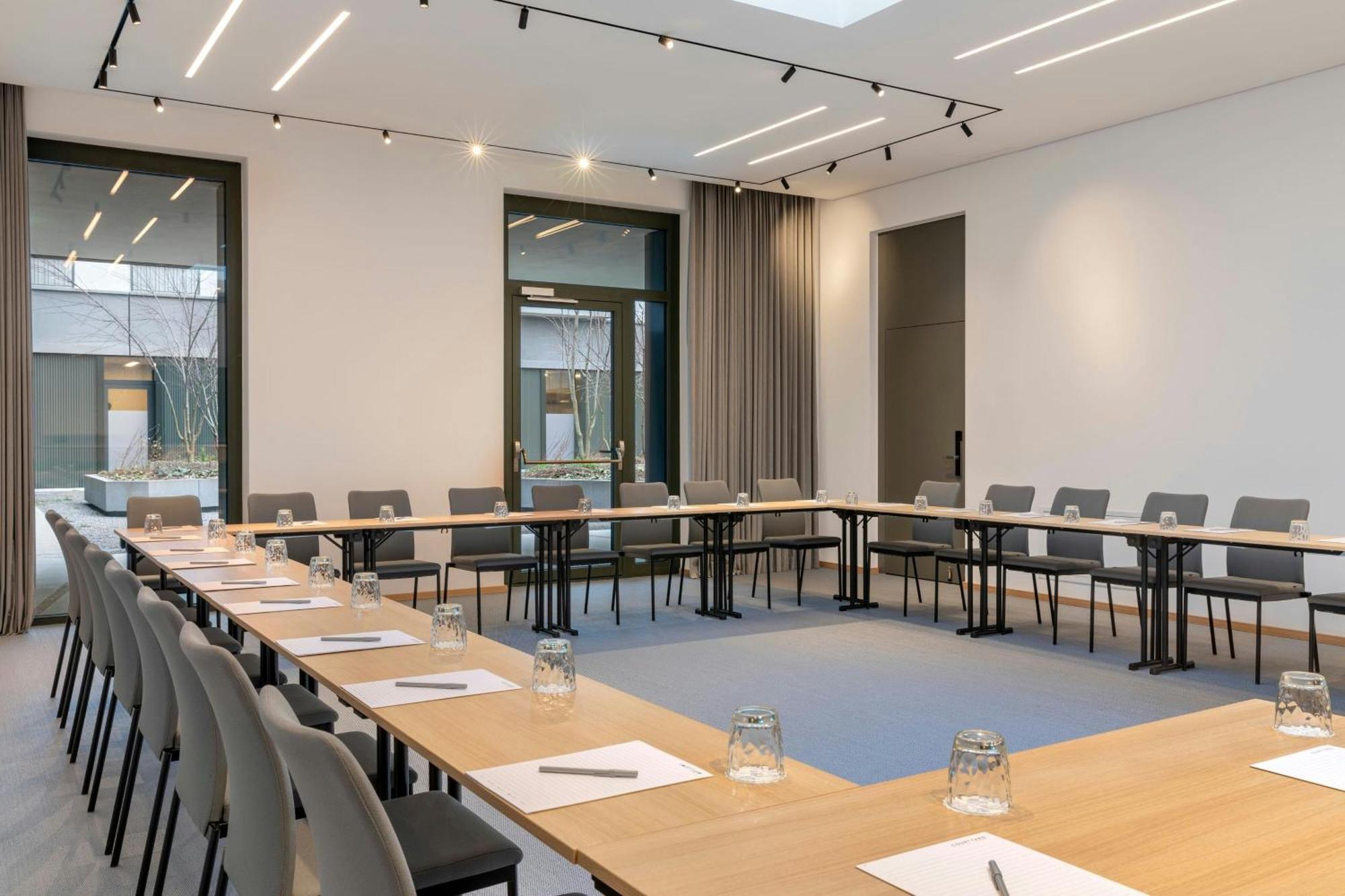 Hotel Courtyard By Marriott Biel Bienne Exterior foto